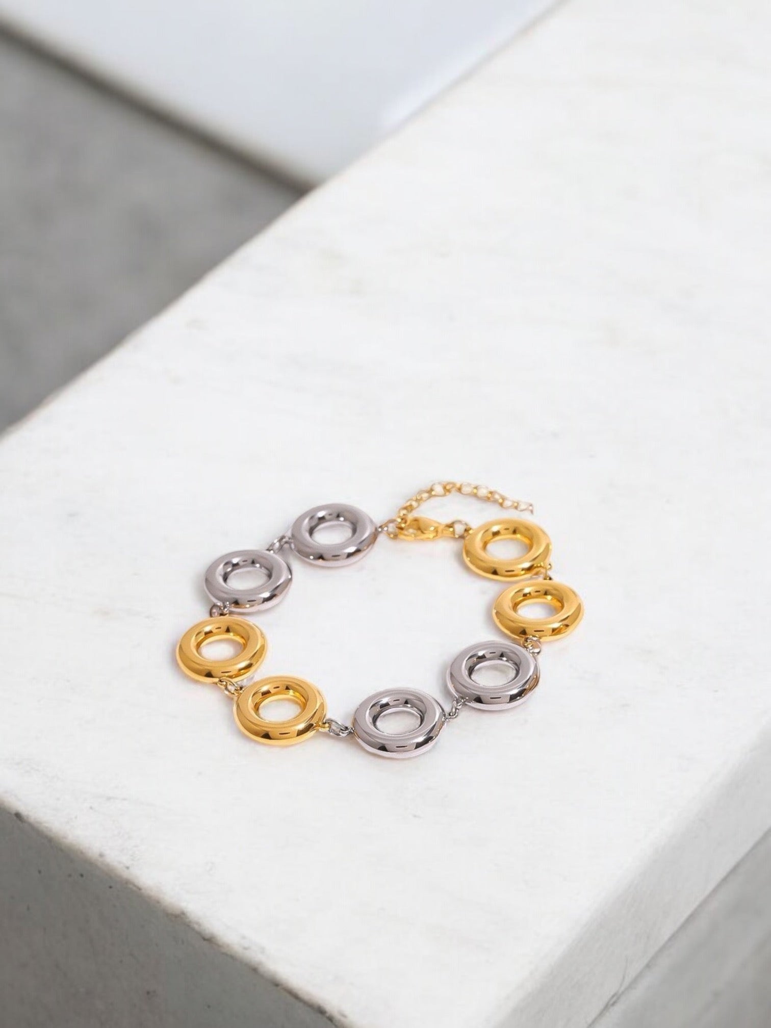 Ofelia two tones bracelet