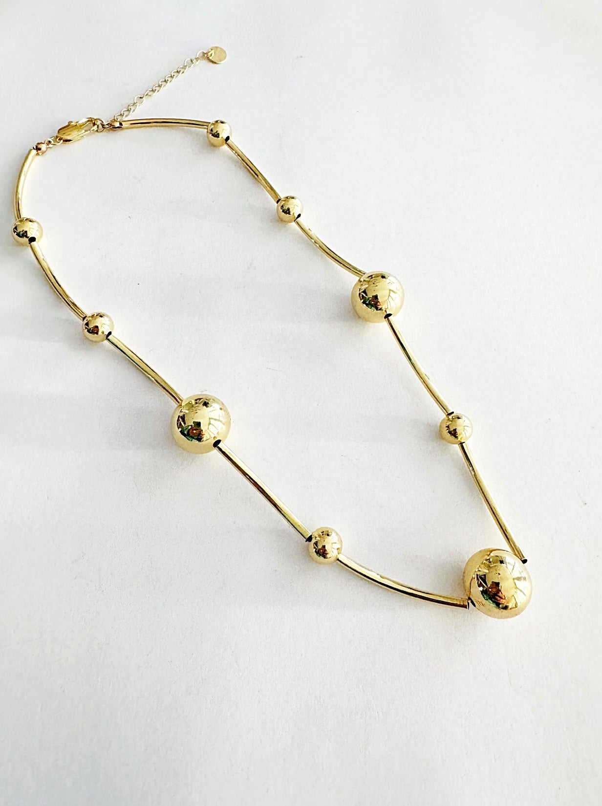 Elena balls necklace