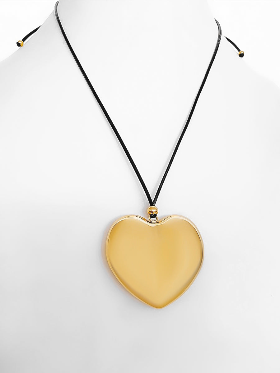 Gia big heart necklace