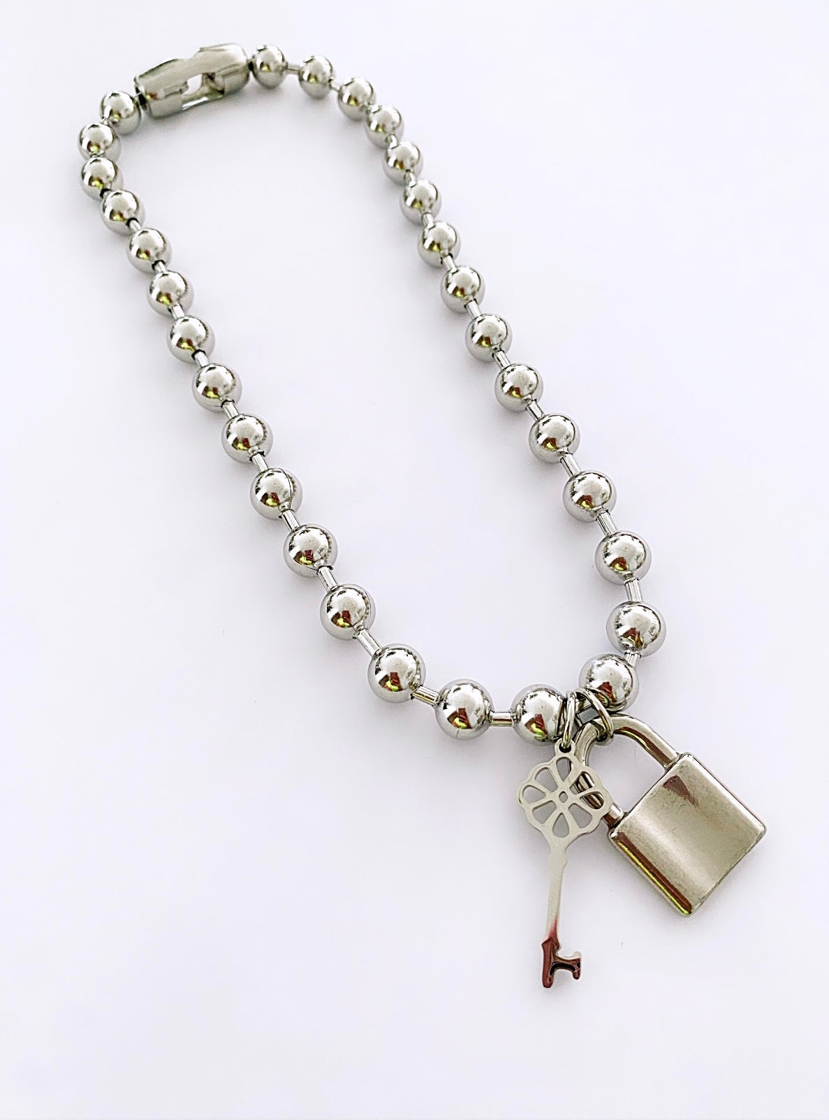 Ball chain silver necklace