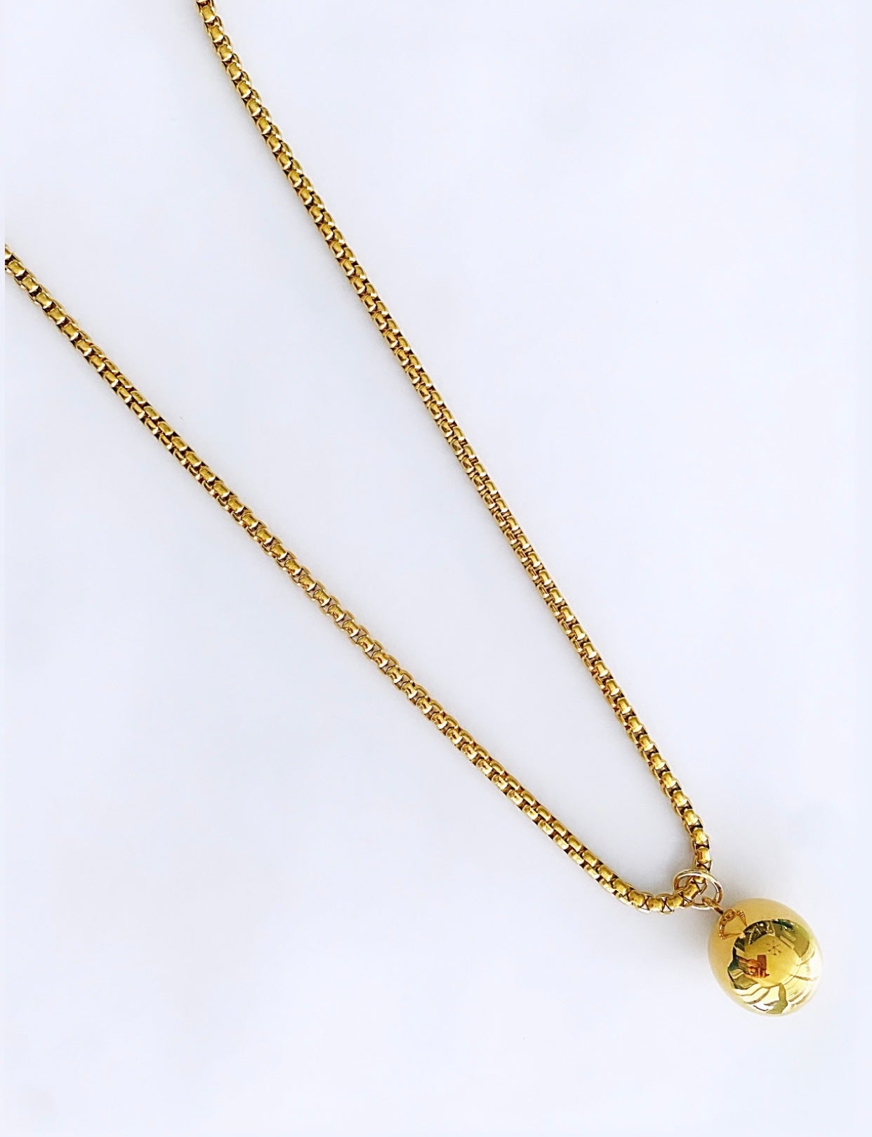 Big ball long necklace