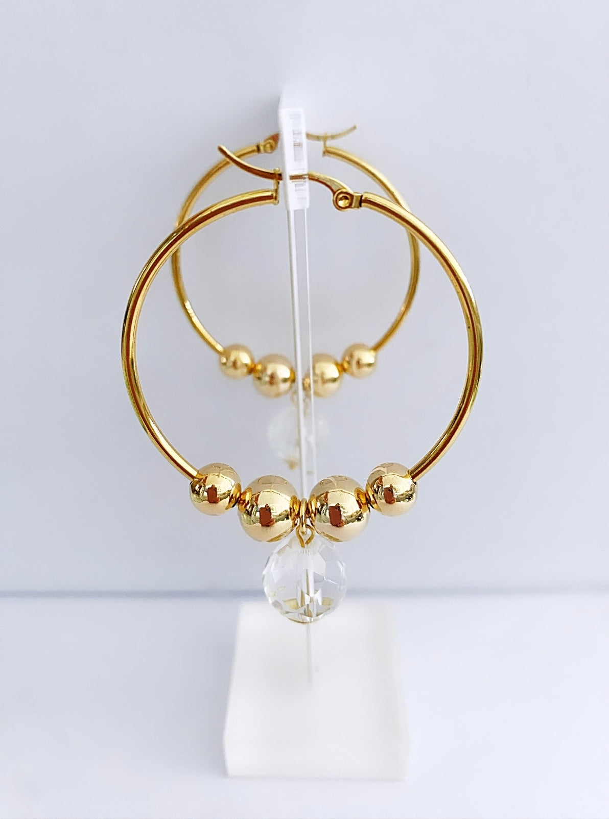 Gracia hoop earring