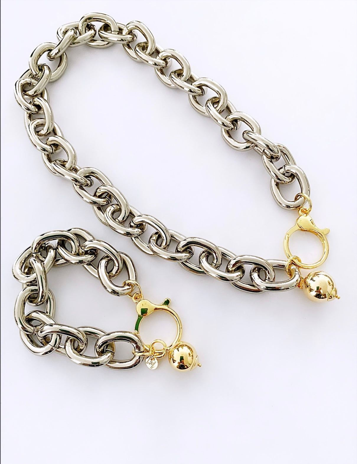 Bea chain bracelet