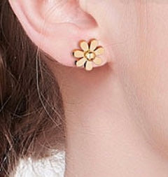 Merill flower earring