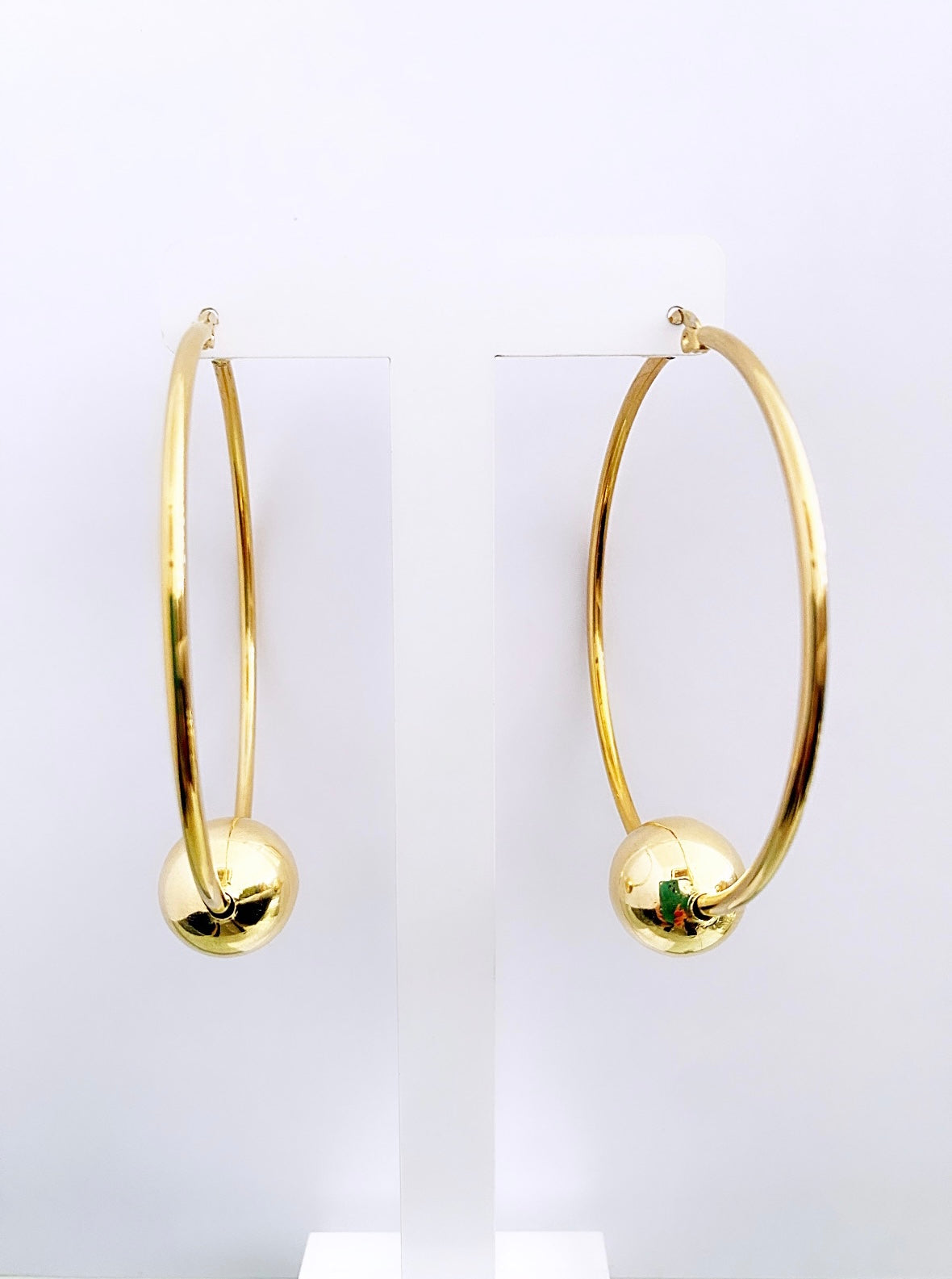 Bella big hoop earring