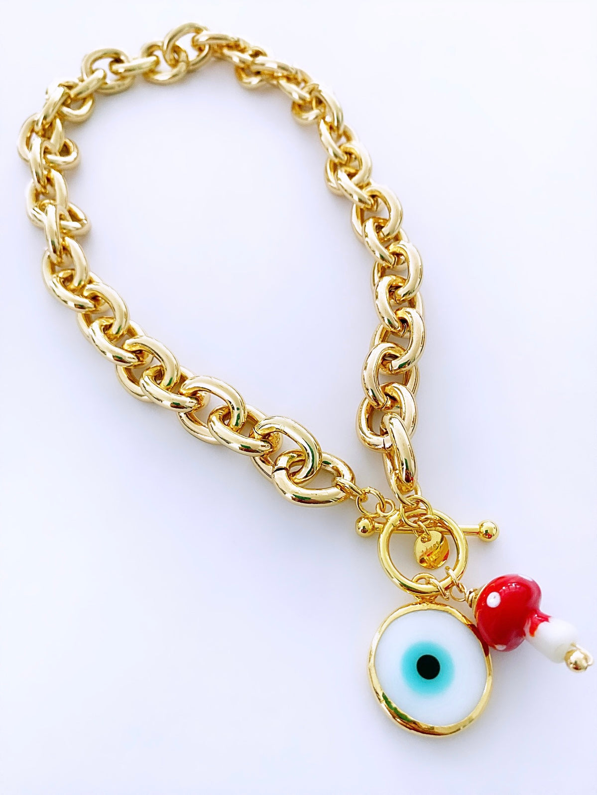 Leyra eye chain necklace